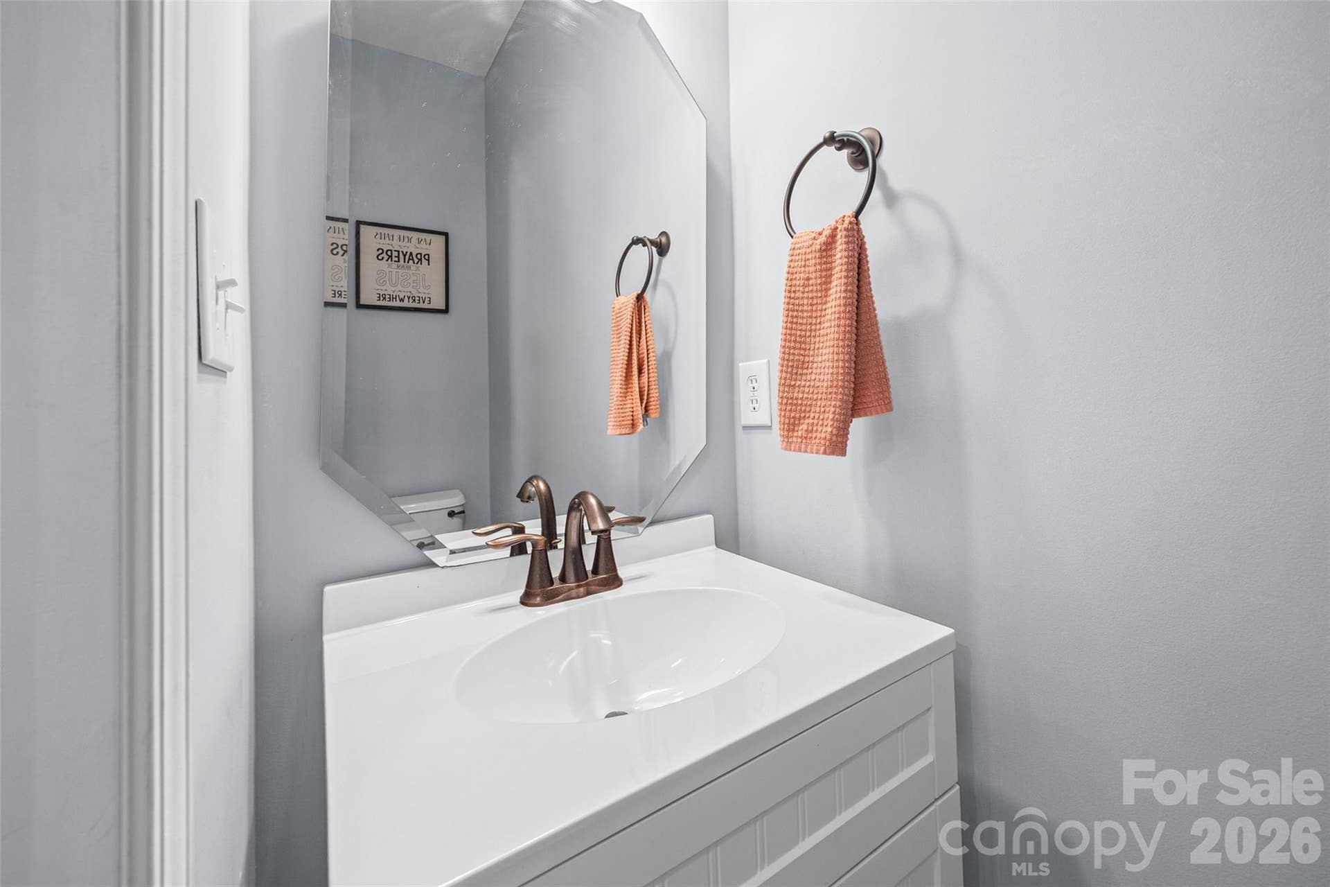 341 Sandy Spring Lane, Lake Wylie, SC 29710 main level 1/2 bath