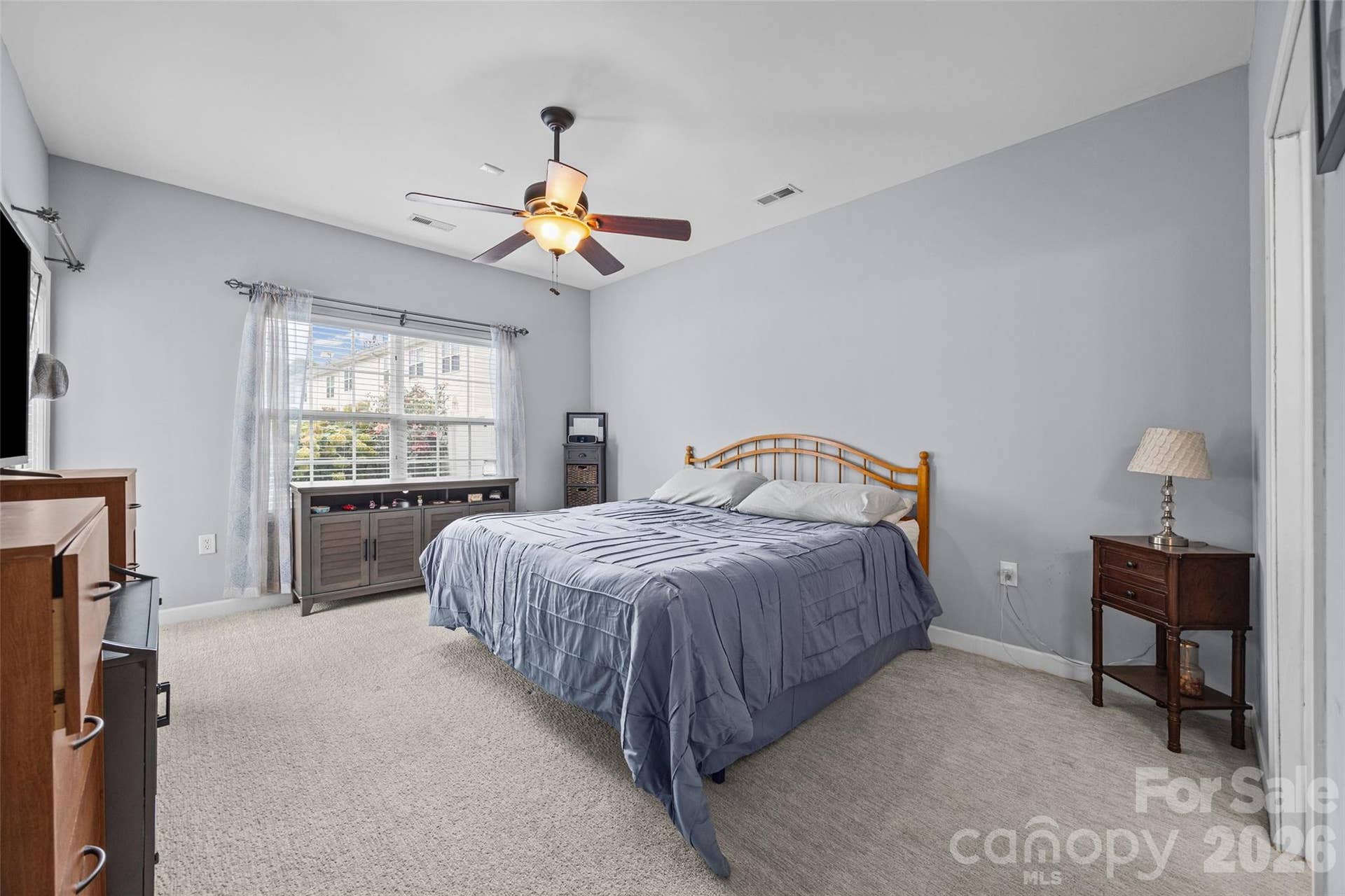341 Sandy Spring Lane, Lake Wylie, SC 29710 main level primary