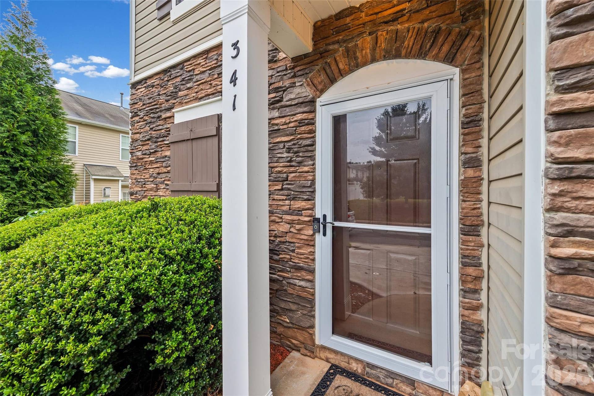 341 Sandy Spring Lane, Lake Wylie, SC 29710 341 Sandy Spring Lane, Lake Wylie, SC 29710