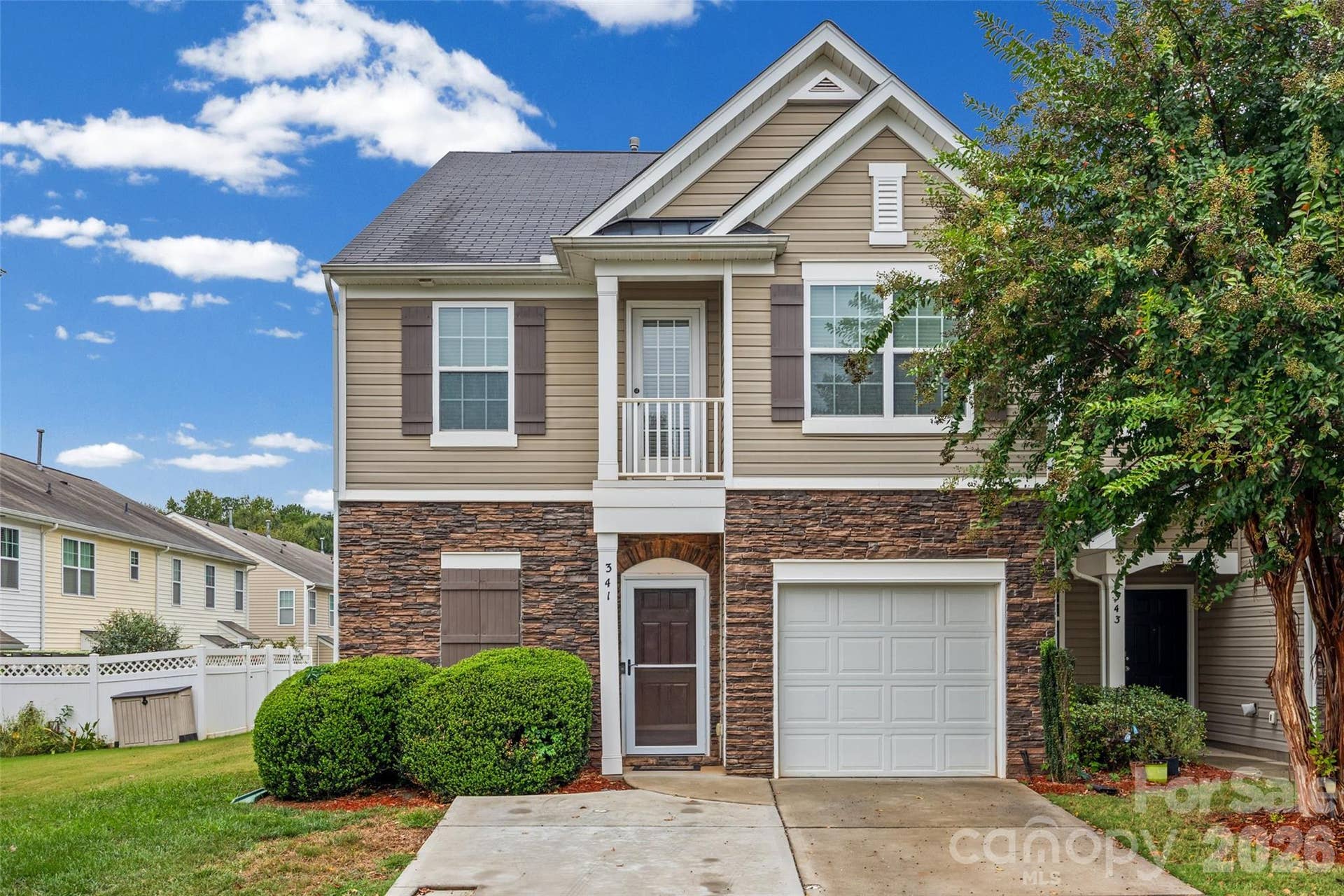 341 Sandy Spring Lane, Lake Wylie, SC 29710 exterior front