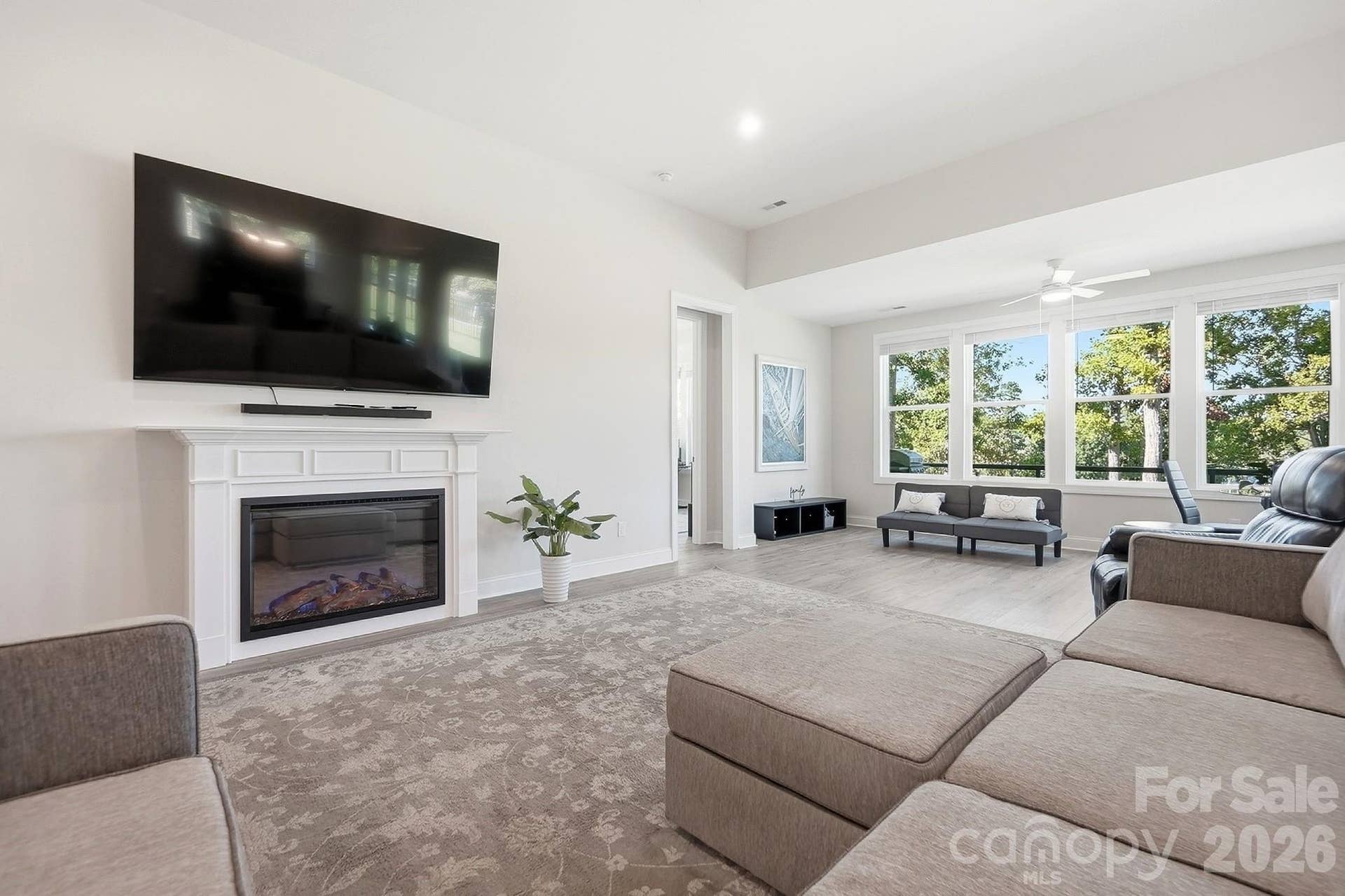 8032 Longwaters Court, York, SC 29745 8032 Longwaters Court, York, SC 29745