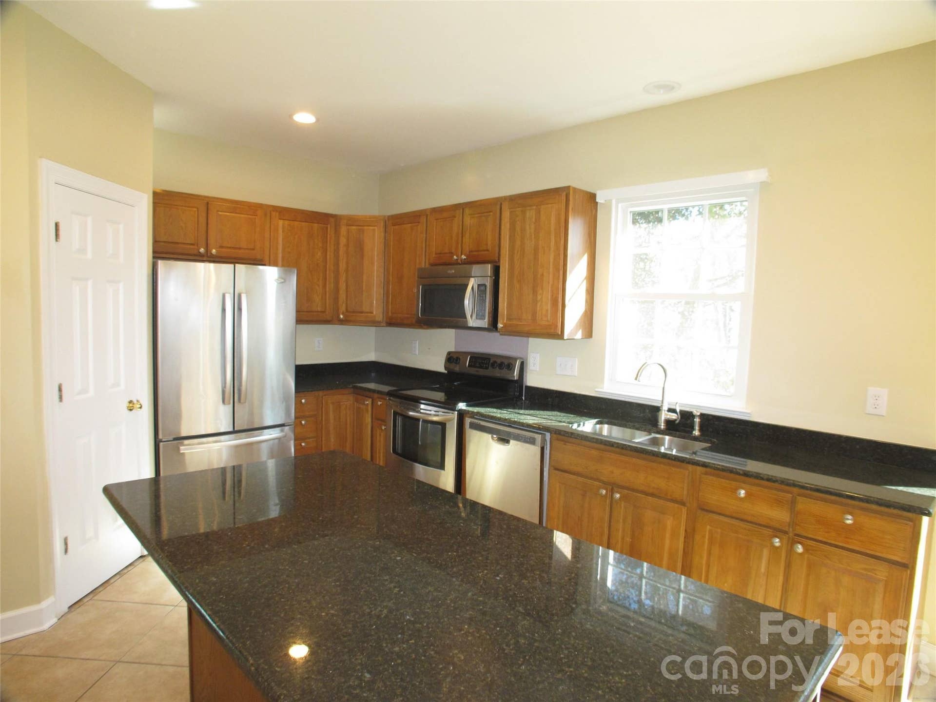 6532 Outer Bridge Lane, Charlotte, NC 28270