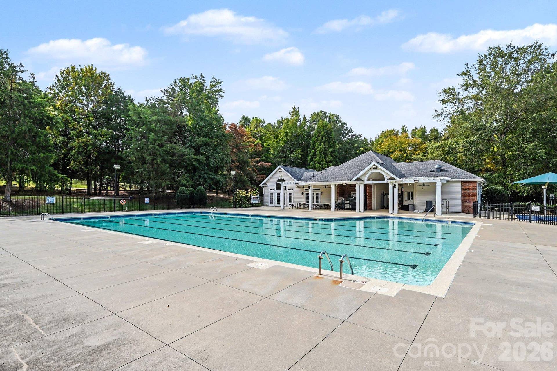 1418 Coachman Drive, Waxhaw, NC 28173 COMMUNITY POOL 1