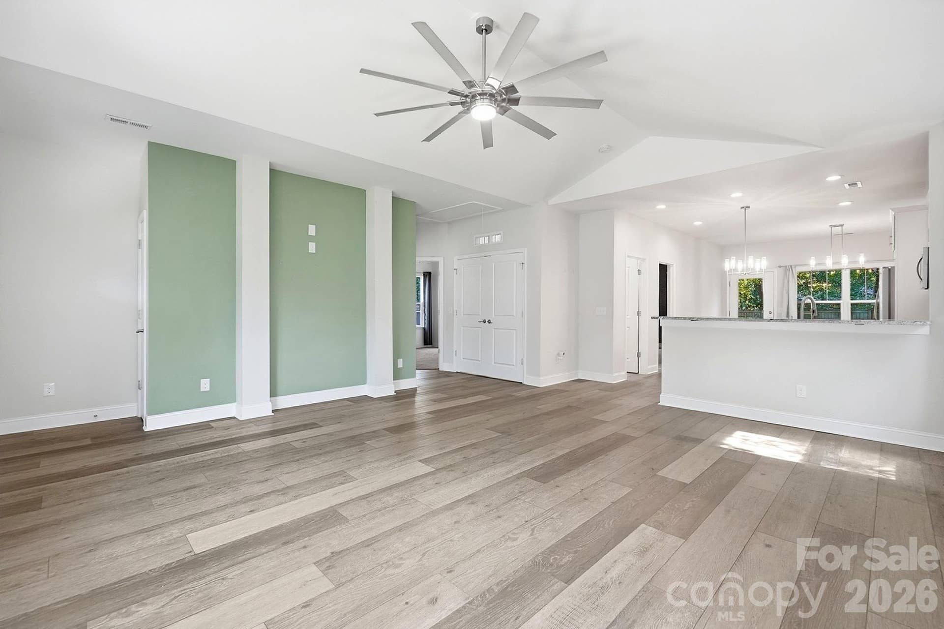 305 Harrison Street, Charlotte, NC 28208 Living Area