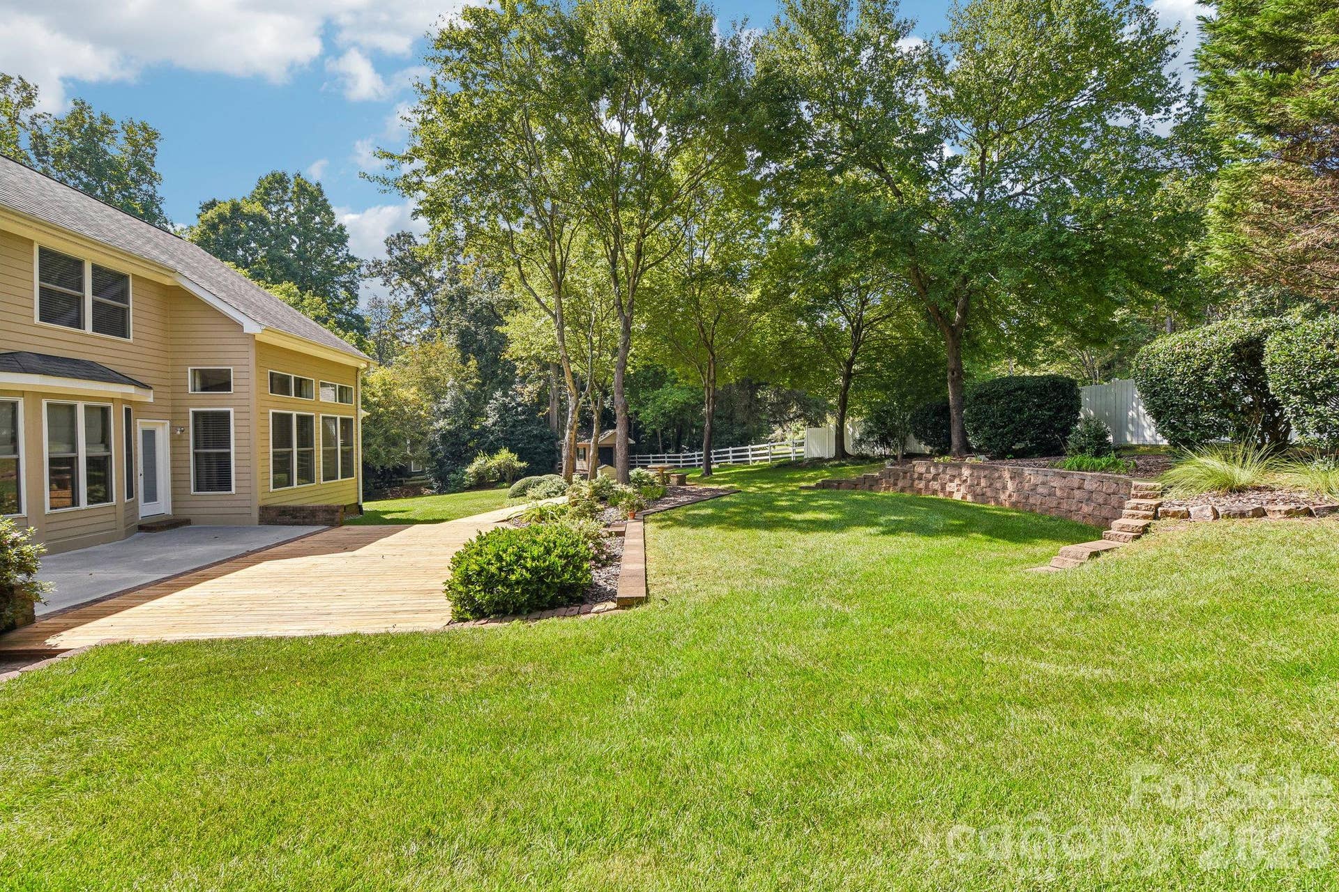 3573 Lake Shore Road S, Denver, NC 28037 3573 Lake Shore Road S, Denver, NC 28037