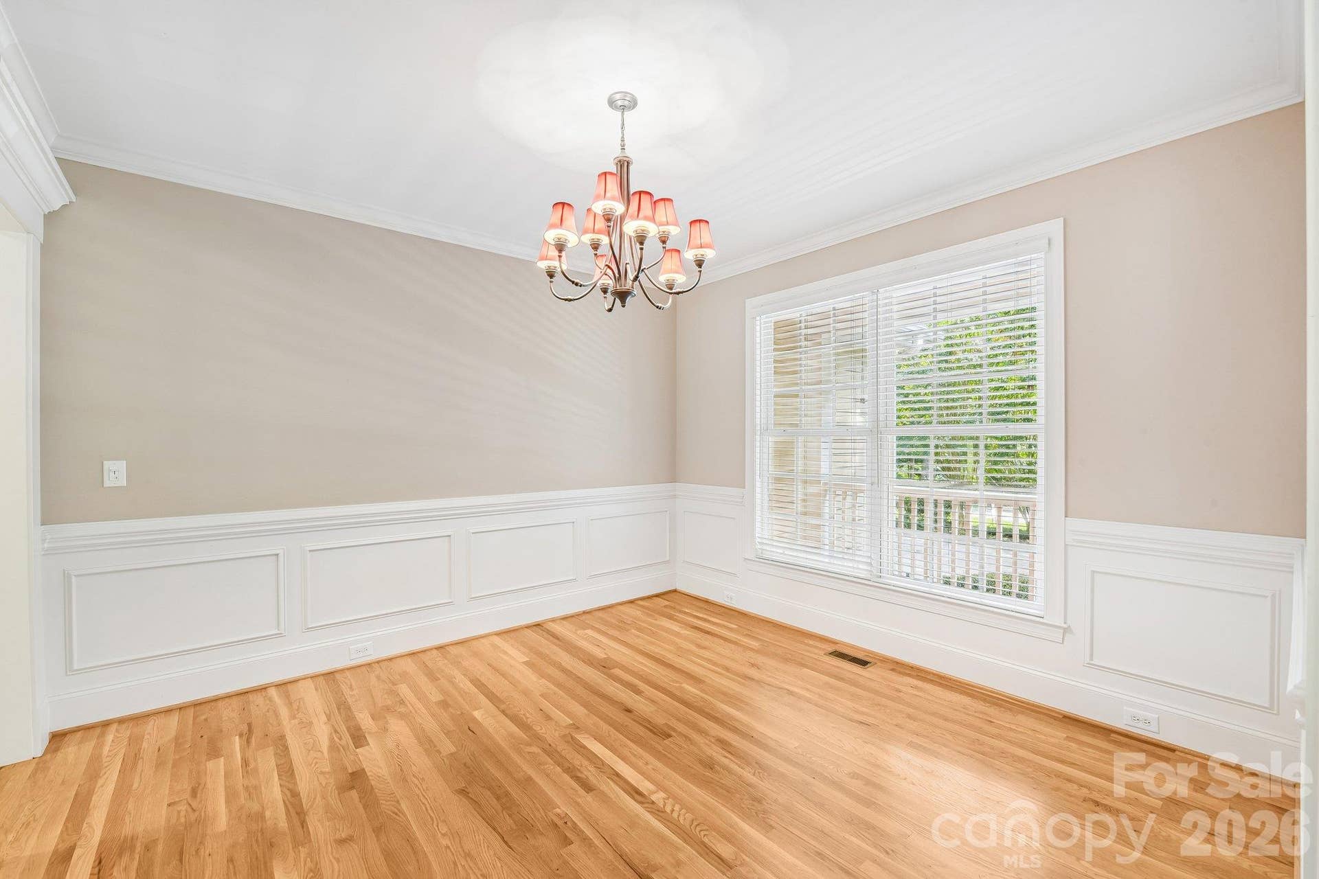 3573 Lake Shore Road S, Denver, NC 28037 Dining Room