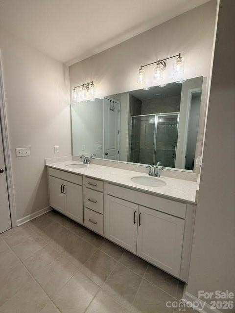 1027 Grays Mill Road, Charlotte, NC 28215 primary bath