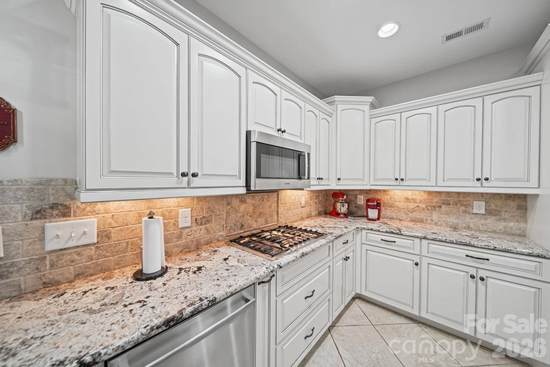 2367 Stardust Court, Denver, NC 28037 Kitchen