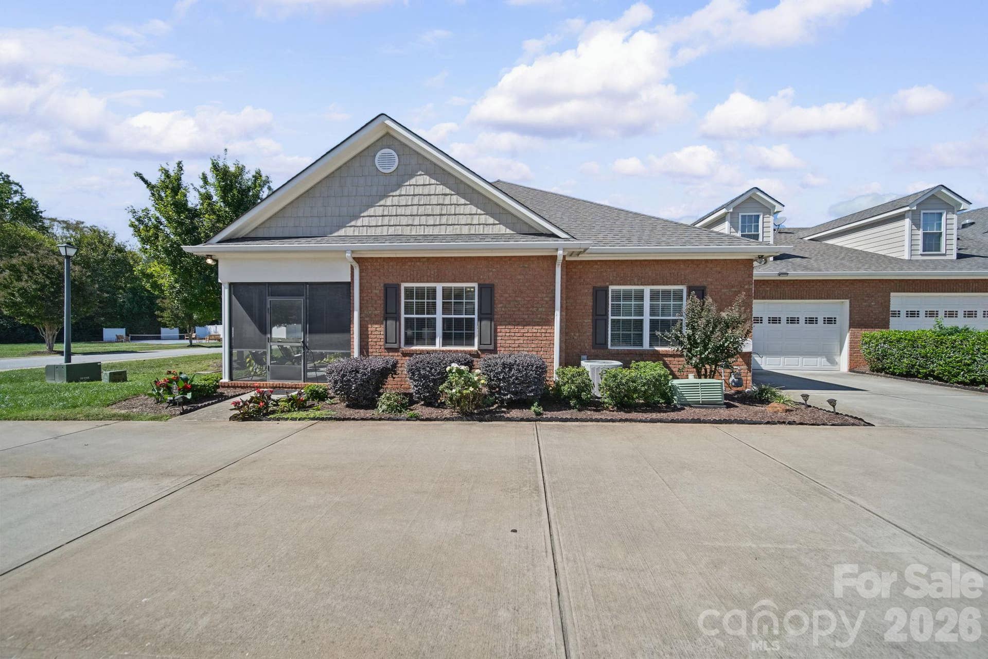2367 Stardust Court, Denver, NC 28037 Welcome home to 2367 Stardust Court in 3 Cherry Way.