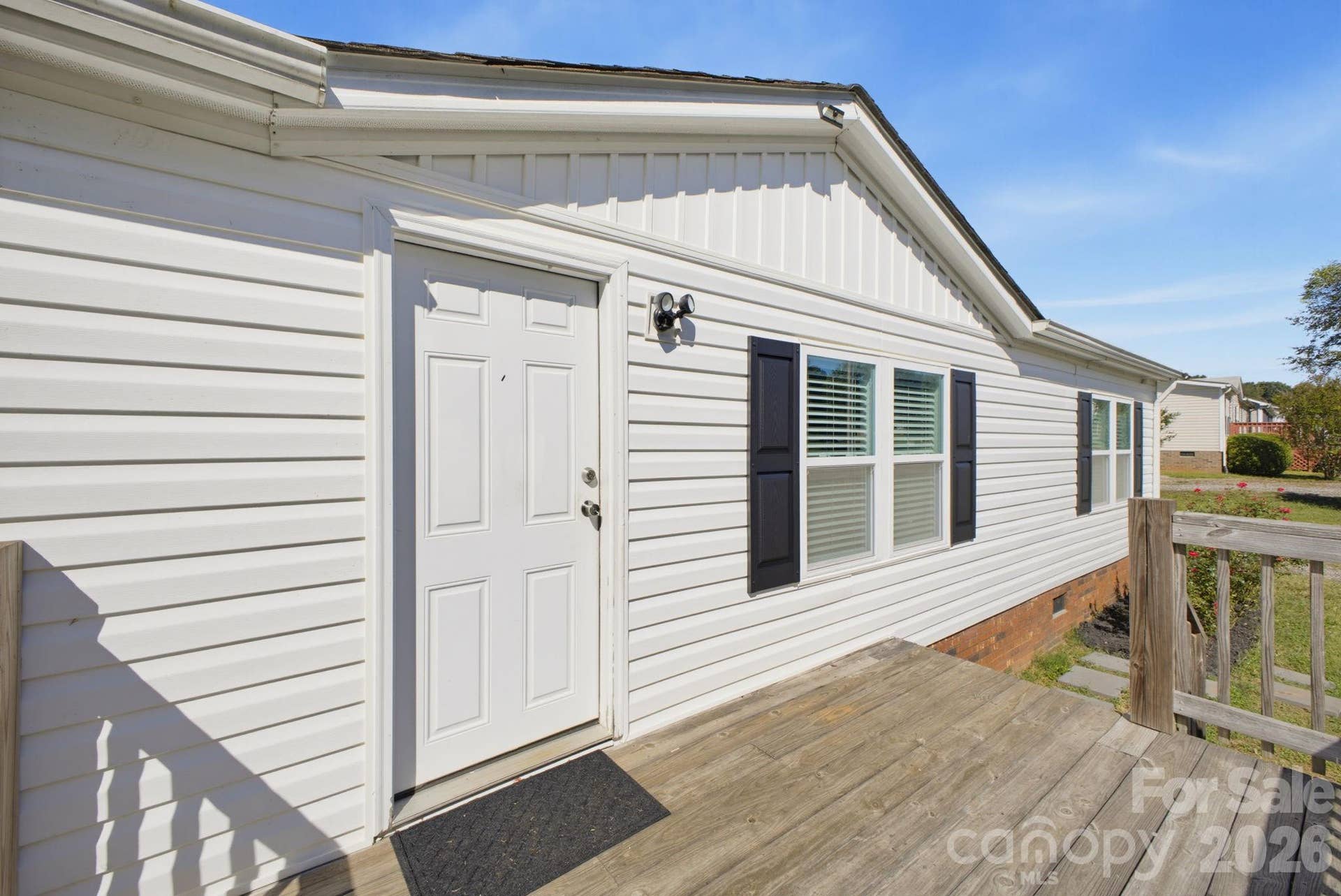 129 Titanium Drive, Statesville, NC 28625 129 Titanium Drive, Statesville, NC 28625