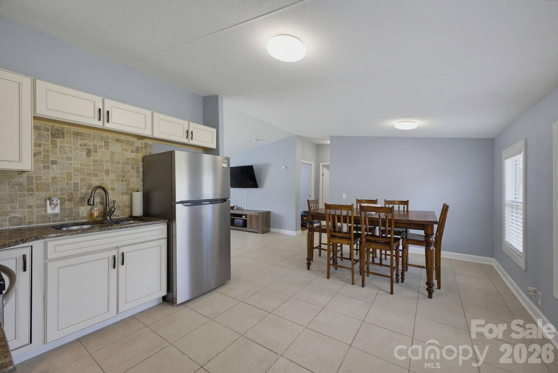 129 Titanium Drive, Statesville, NC 28625 129 Titanium Drive, Statesville, NC 28625