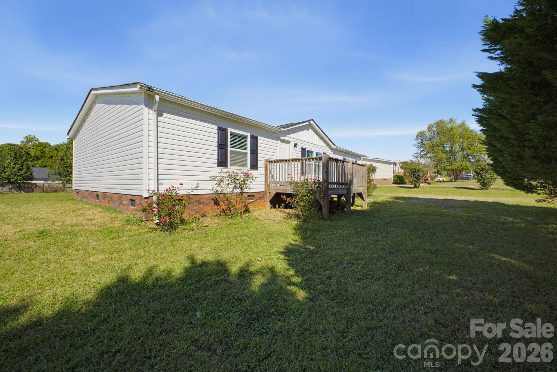 129 Titanium Drive, Statesville, NC 28625 129 Titanium Drive, Statesville, NC 28625