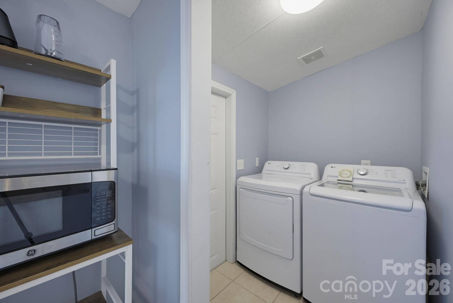 129 Titanium Drive, Statesville, NC 28625 129 Titanium Drive, Statesville, NC 28625