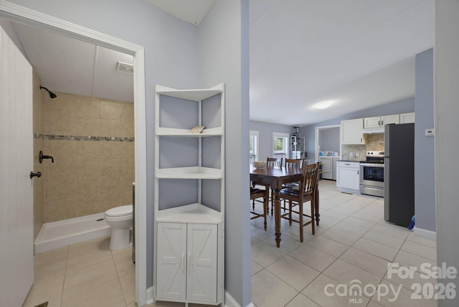 129 Titanium Drive, Statesville, NC 28625 129 Titanium Drive, Statesville, NC 28625