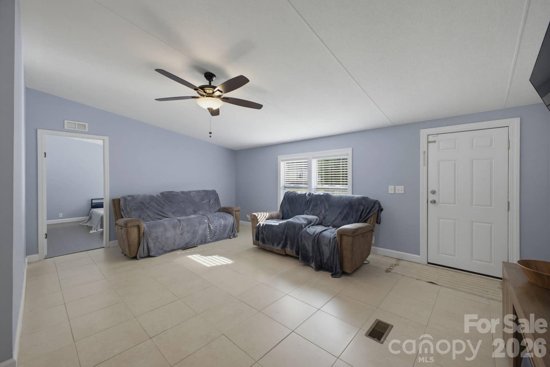 129 Titanium Drive, Statesville, NC 28625 129 Titanium Drive, Statesville, NC 28625