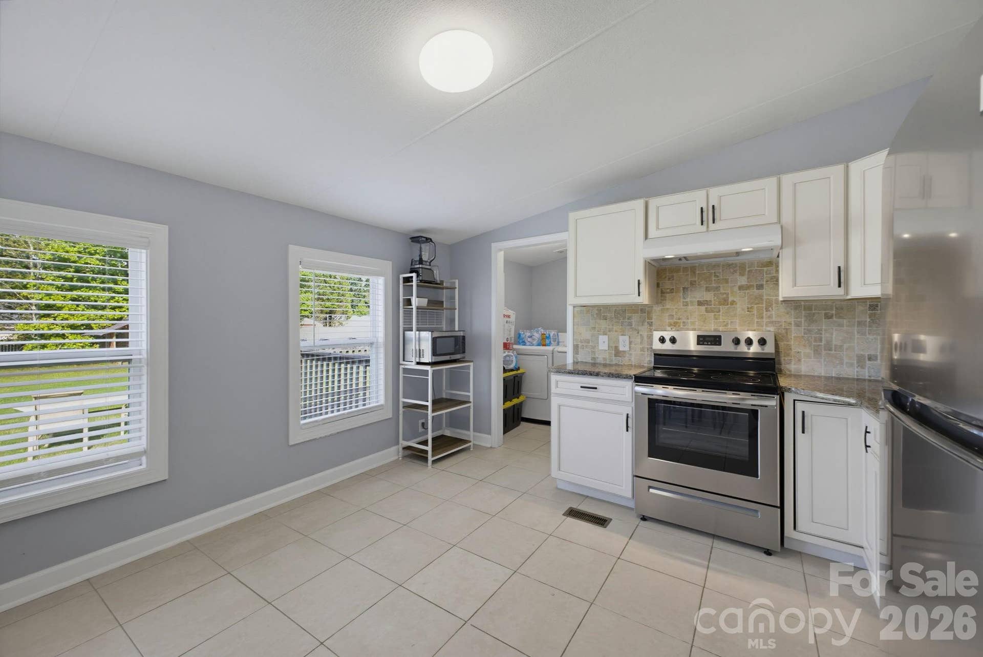 129 Titanium Drive, Statesville, NC 28625 129 Titanium Drive, Statesville, NC 28625