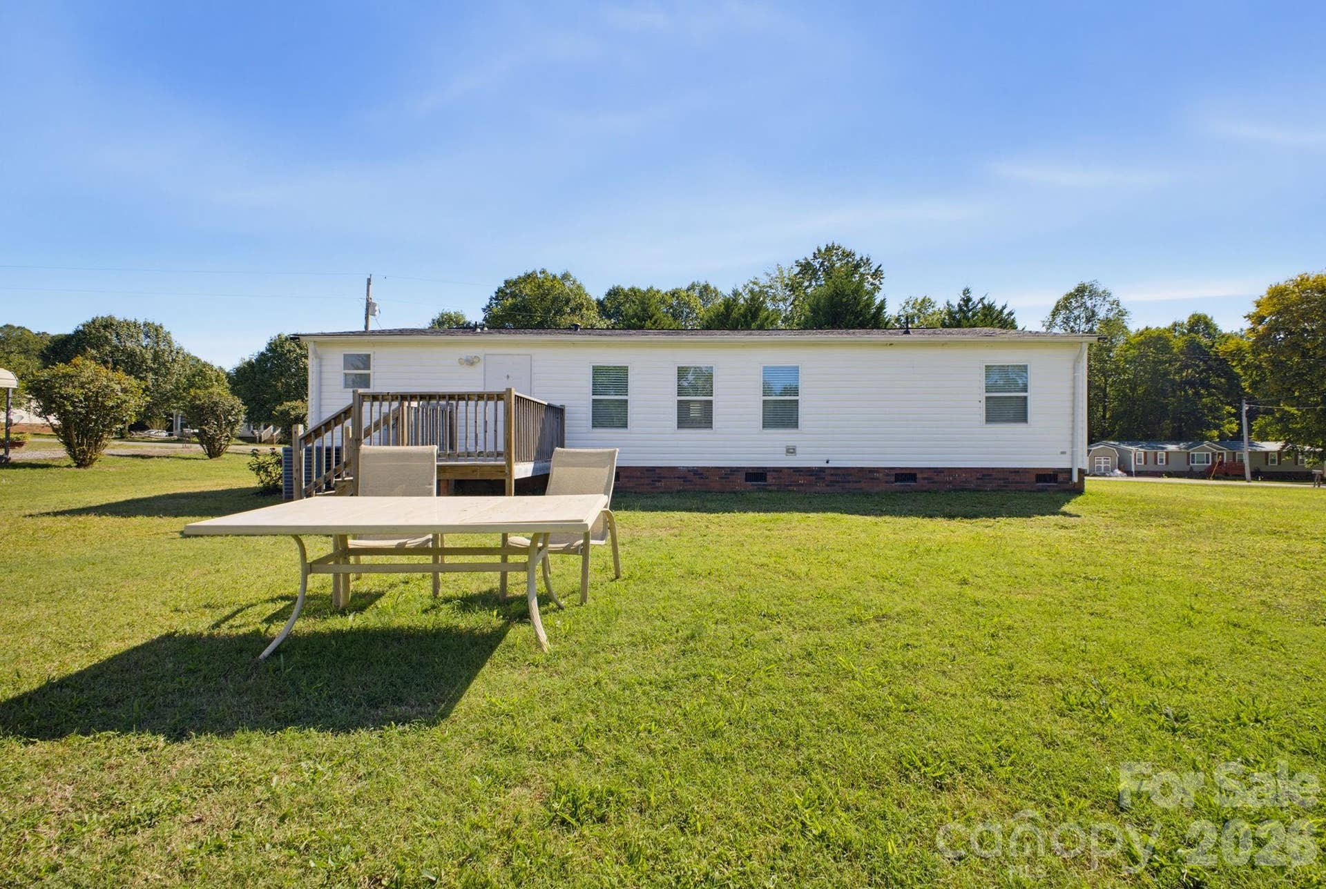 129 Titanium Drive, Statesville, NC 28625 129 Titanium Drive, Statesville, NC 28625