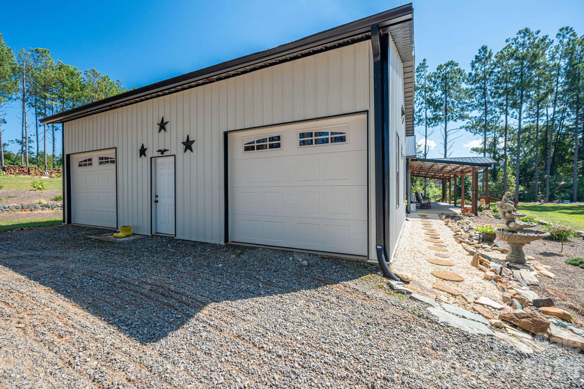 136 Sellers Road, Kings Mountain, NC 28086 Garage