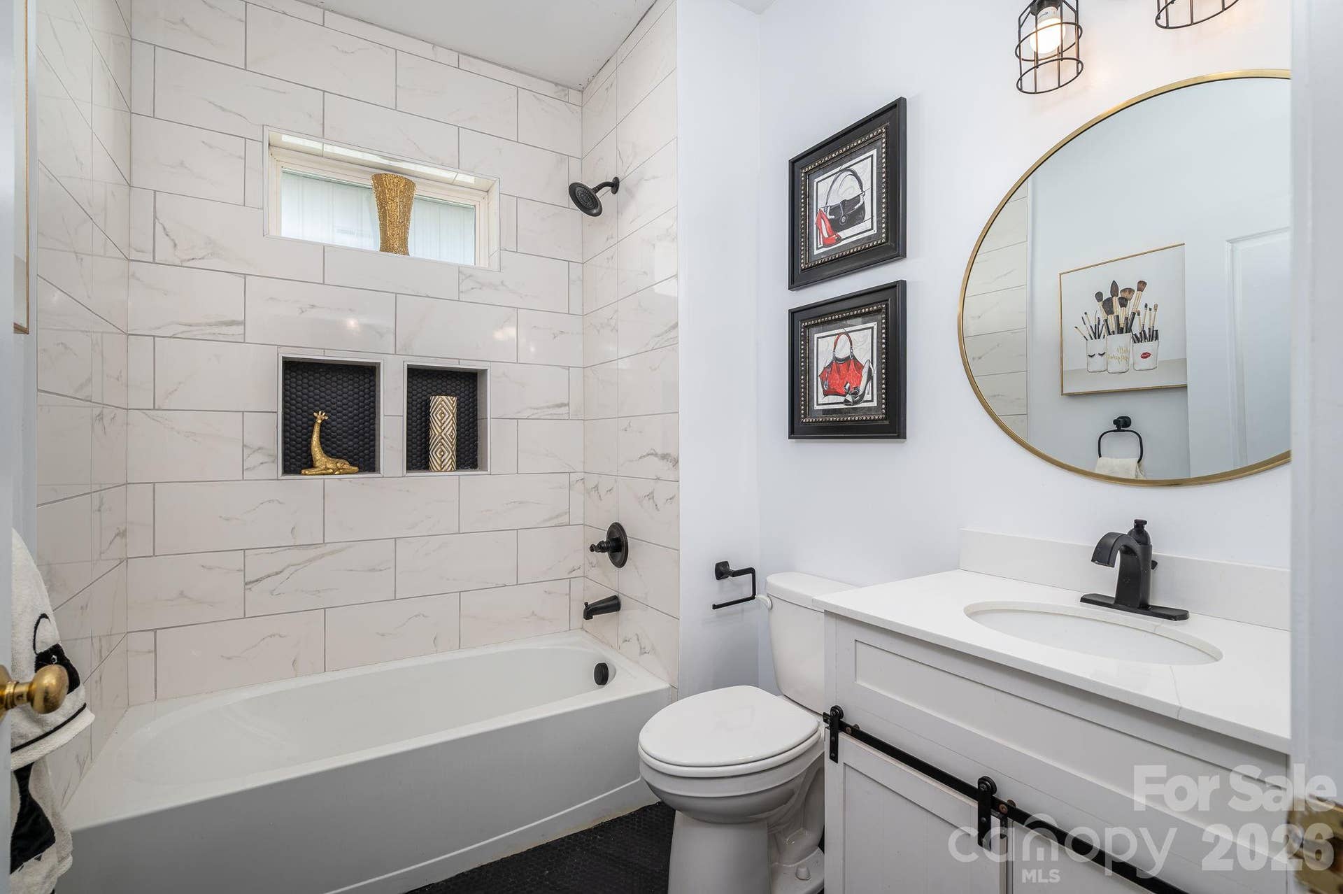136 Sellers Road, Kings Mountain, NC 28086 Bathroom