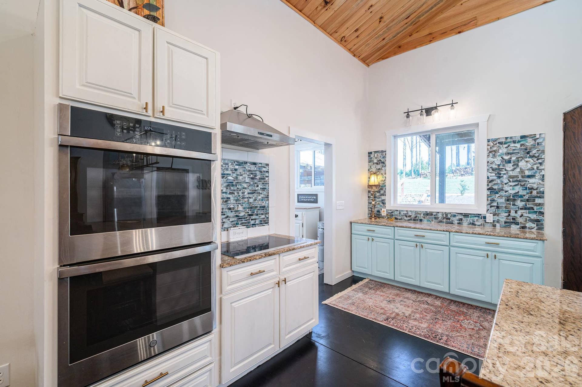 136 Sellers Road, Kings Mountain, NC 28086 Double Oven