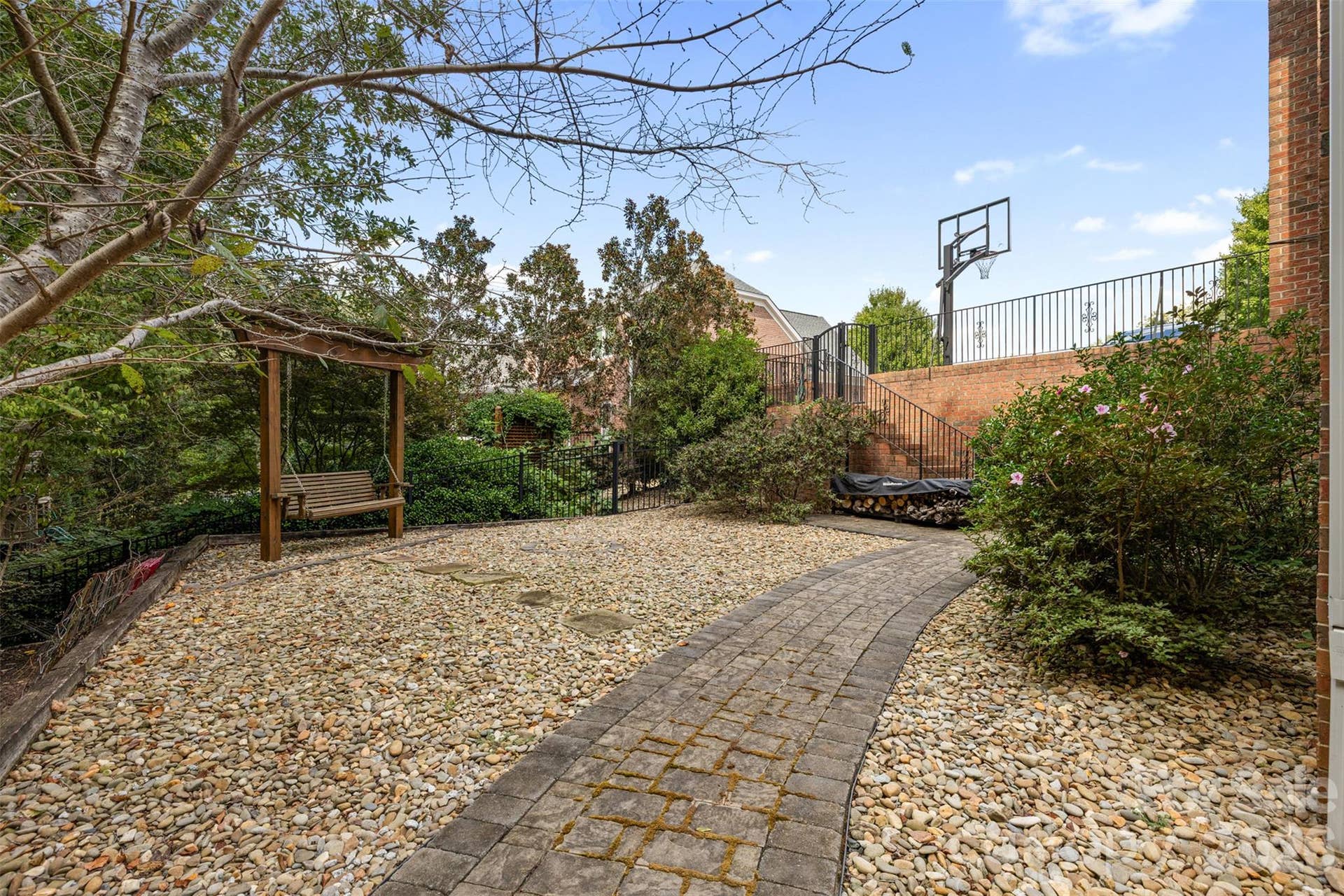 2042 Maynard Road, Charlotte, NC 28270
