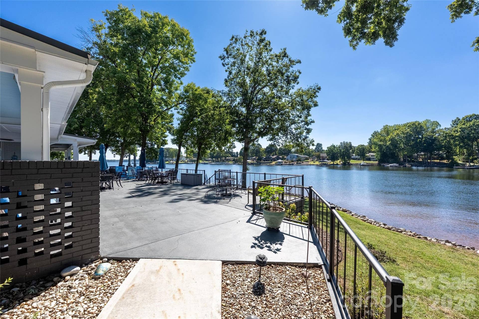 8056 Westcape Drive, Denver, NC 28037