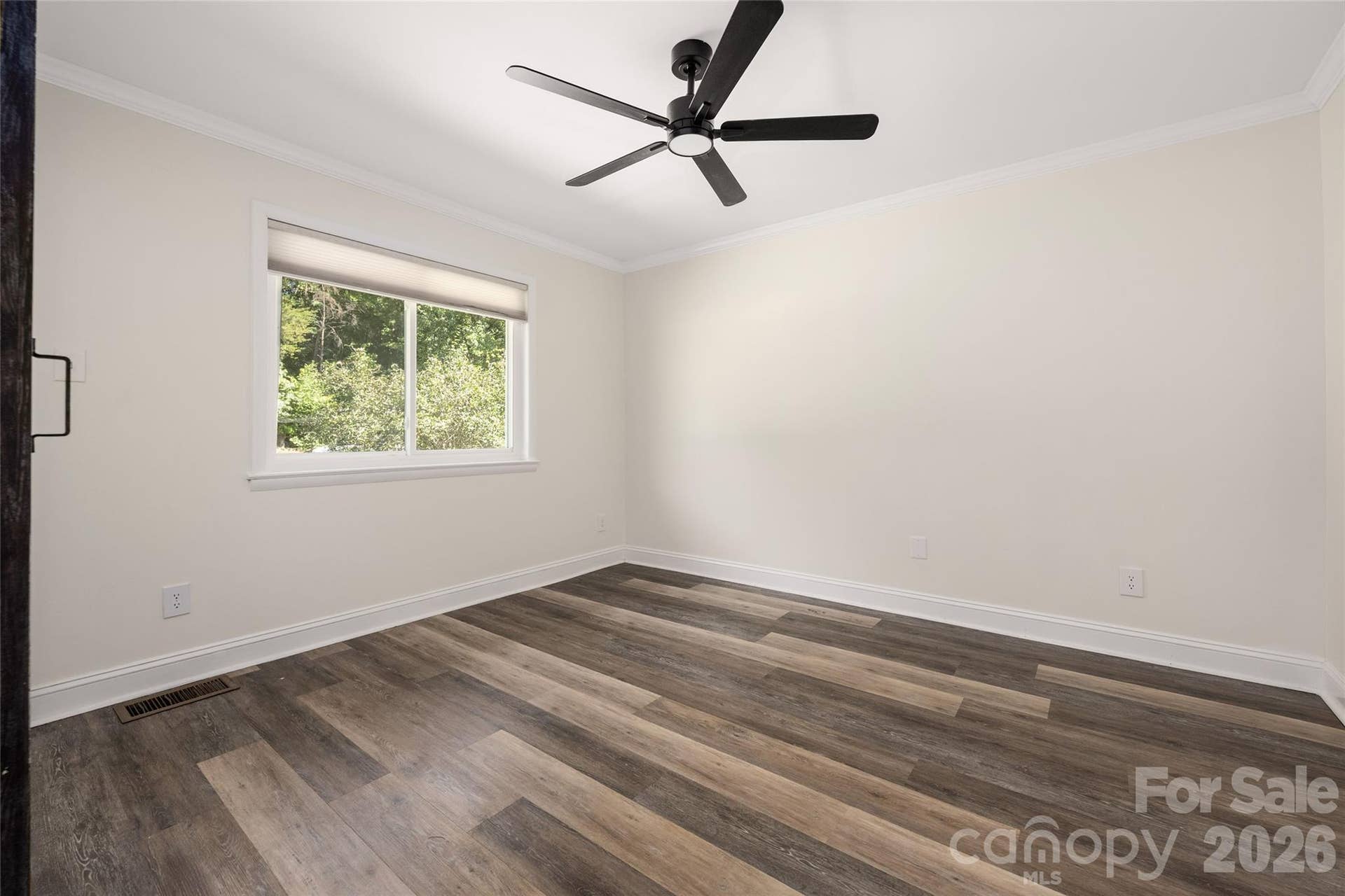 8056 Westcape Drive, Denver, NC 28037