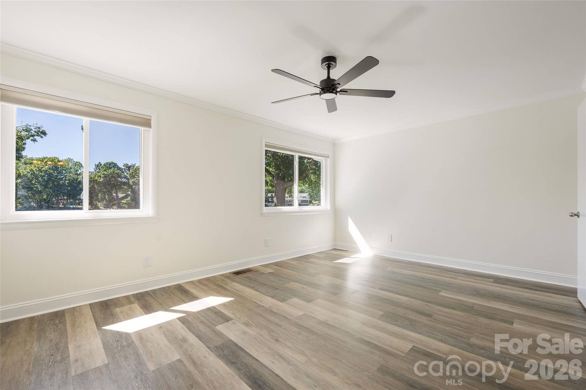 8056 Westcape Drive, Denver, NC 28037