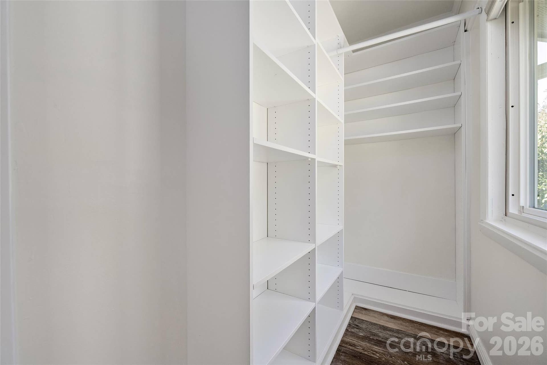 8056 Westcape Drive, Denver, NC 28037