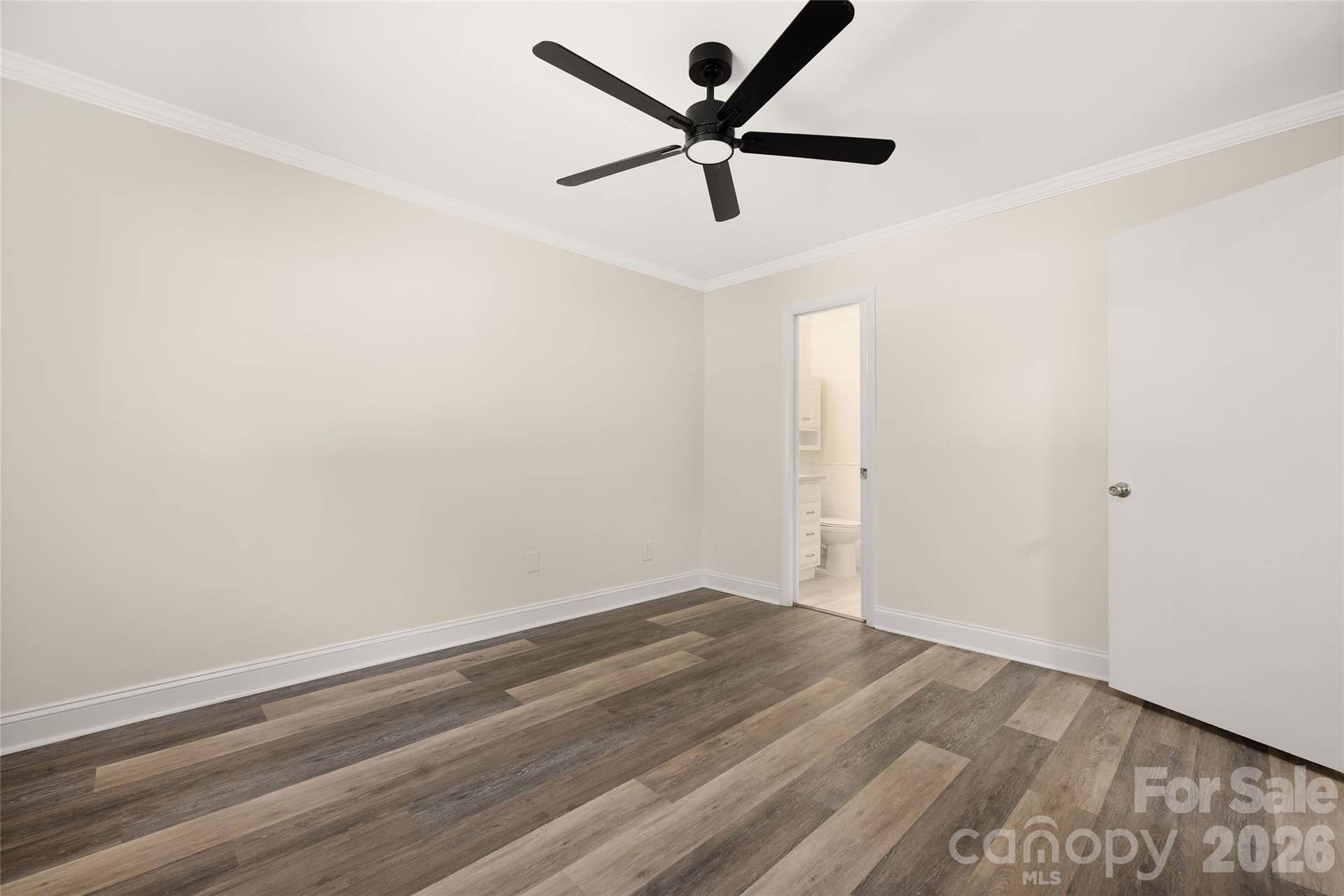 8056 Westcape Drive, Denver, NC 28037