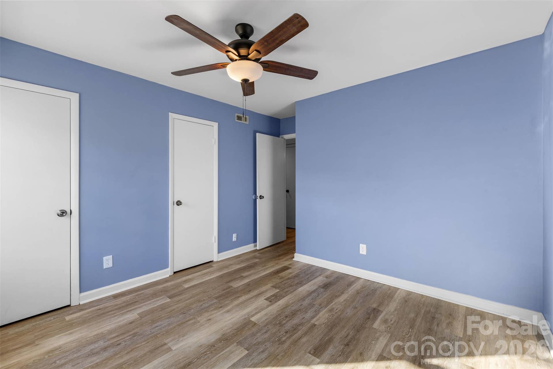 4615 Coronado Drive, Charlotte, NC 28212 4615 Coronado Drive, Charlotte, NC 28212
