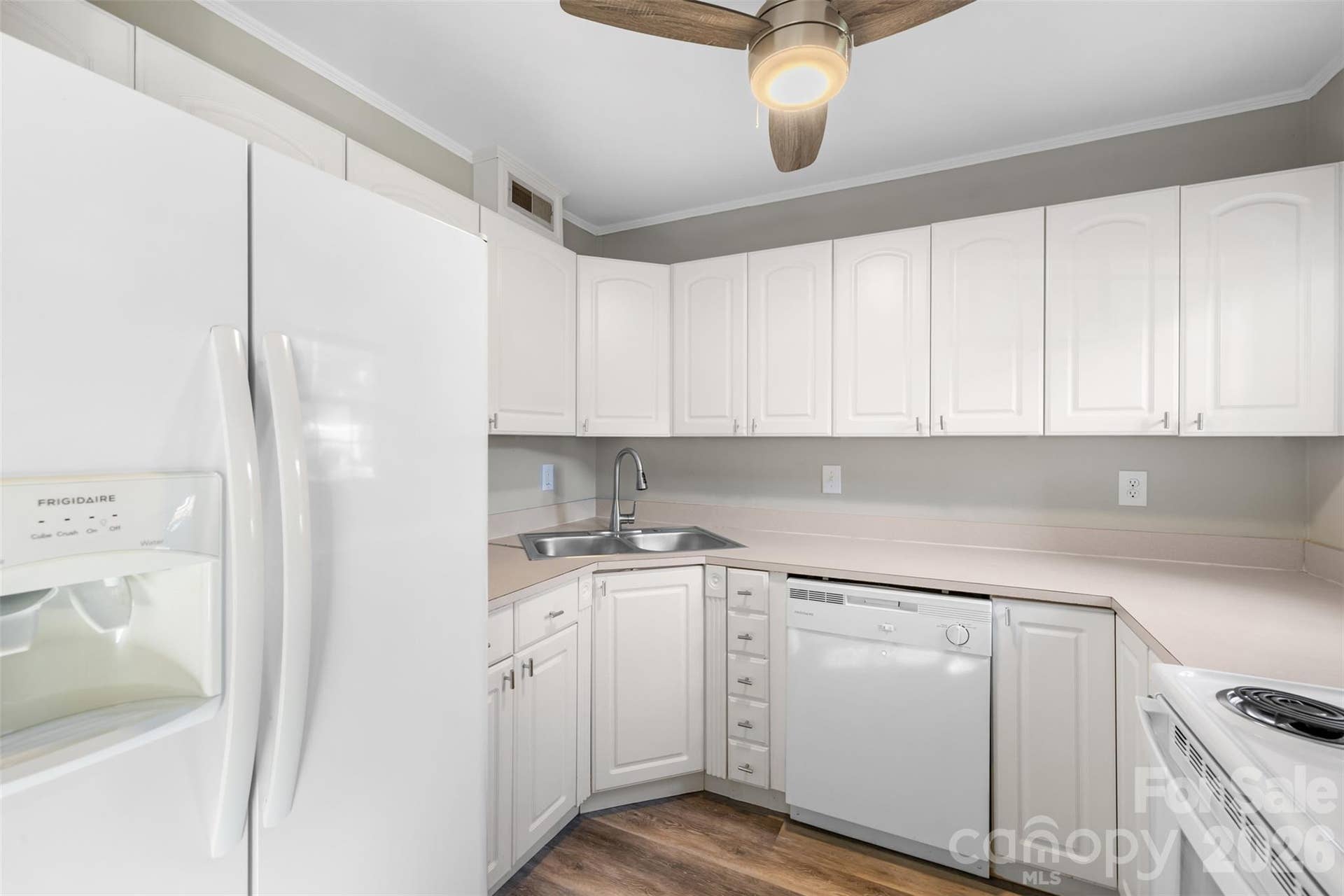 4615 Coronado Drive, Charlotte, NC 28212 4615 Coronado Drive, Charlotte, NC 28212