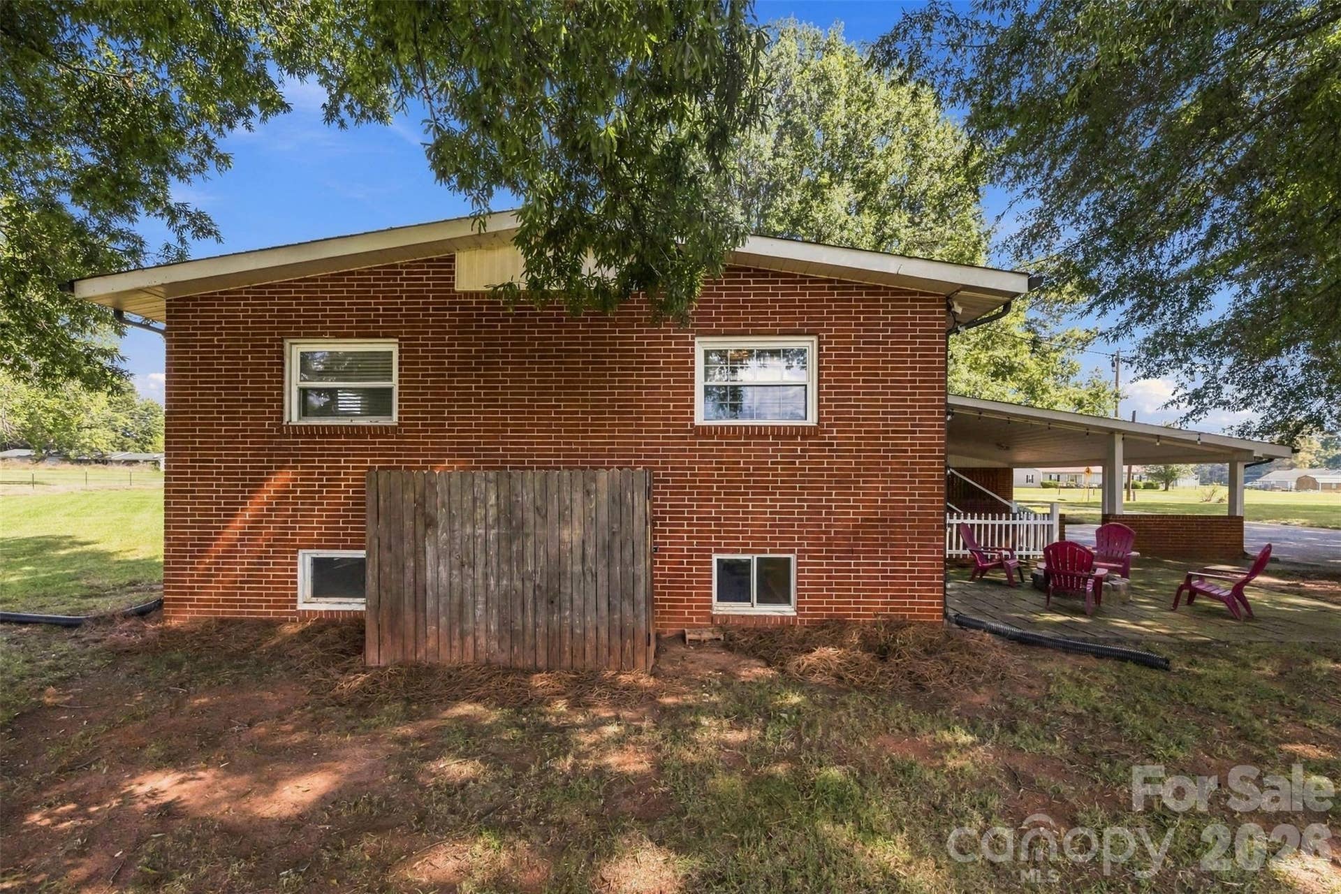 1691 Cat Square Road, Vale, NC 28168