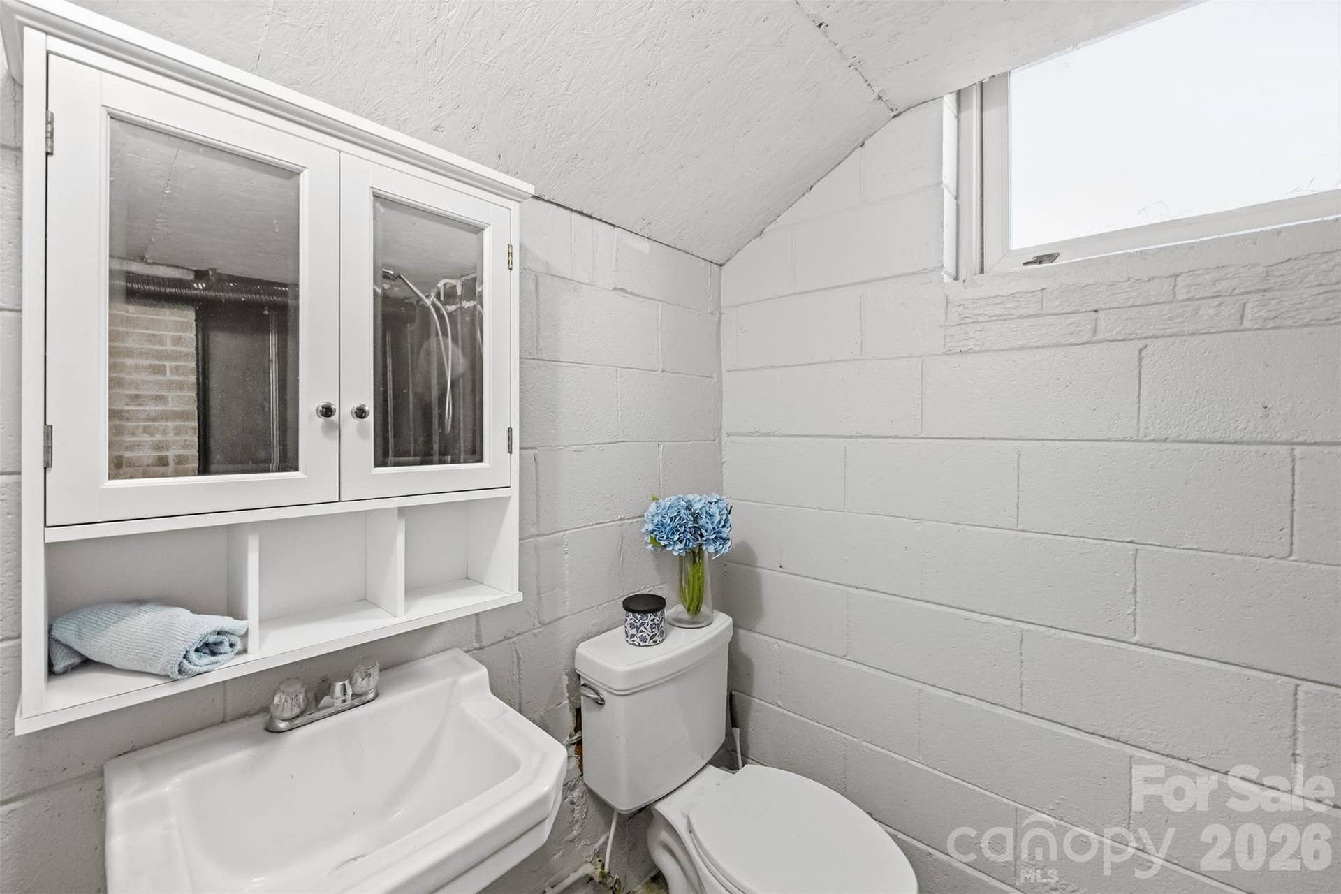 1691 Cat Square Road, Vale, NC 28168