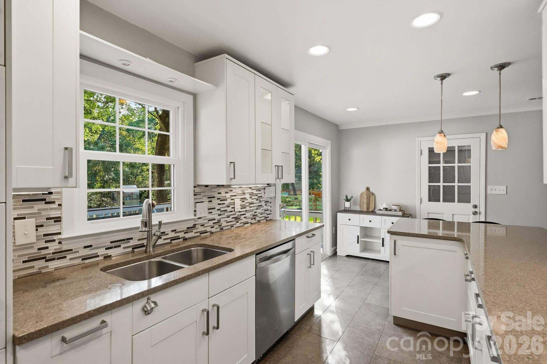 6213 Bevington Place, Charlotte, NC 28277 6213 Bevington Place, Charlotte, NC 28277