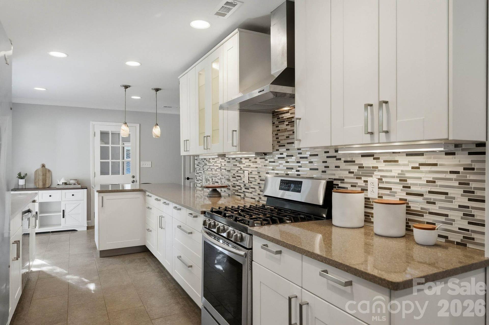 6213 Bevington Place, Charlotte, NC 28277 6213 Bevington Place, Charlotte, NC 28277