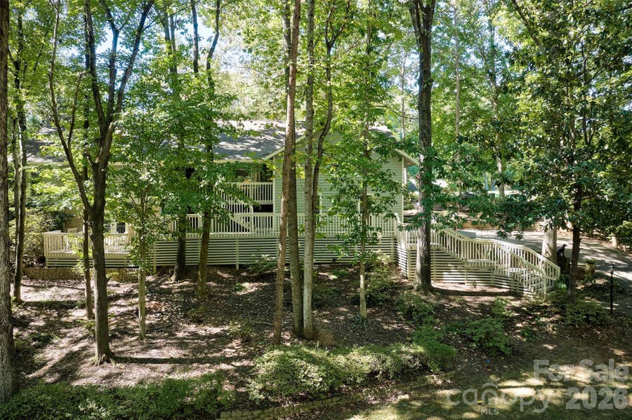 Property photo for 70 Honeysuckle Woods, Lake Wylie, SC