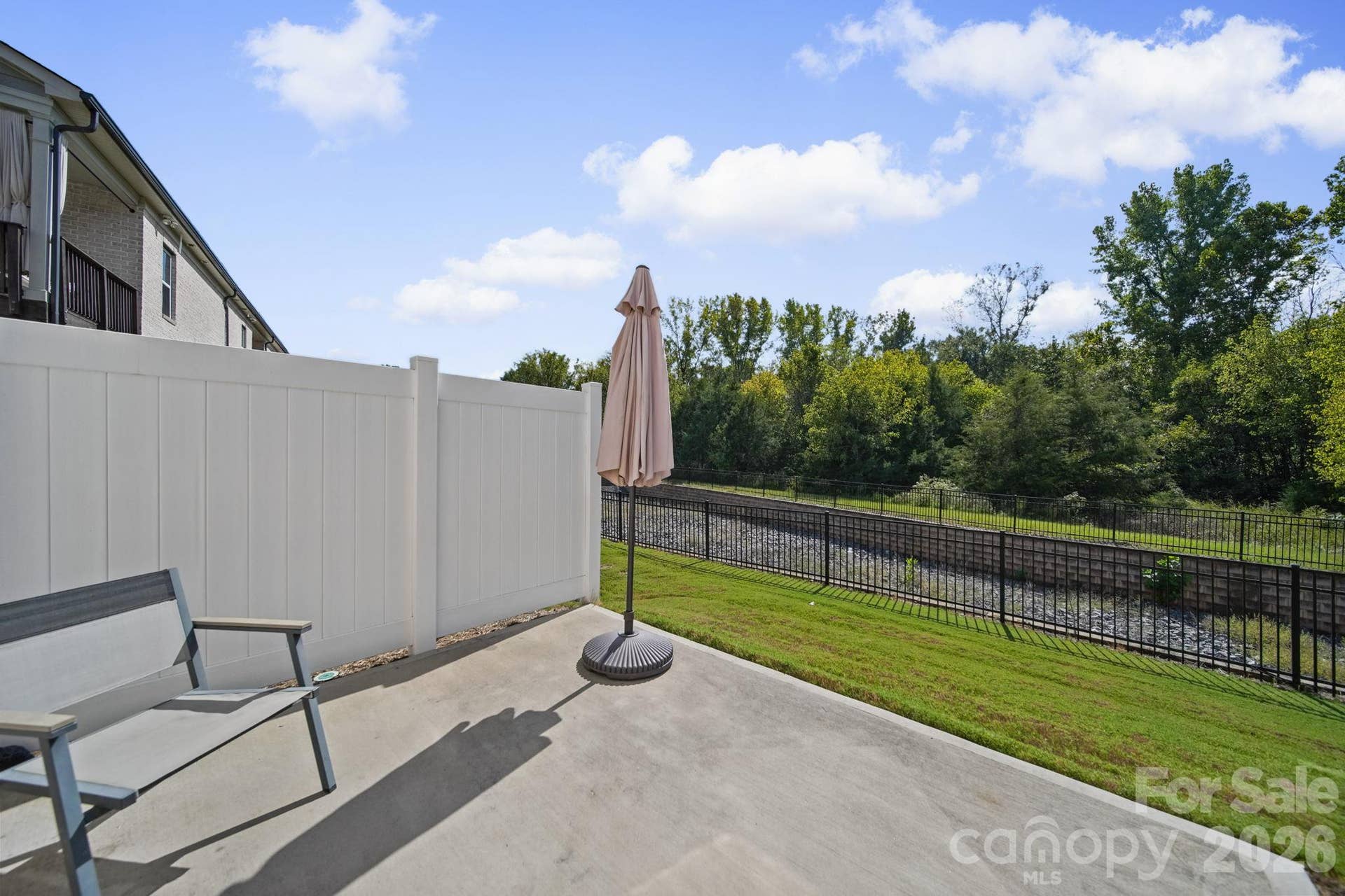 203 Heathbrook Lane, Waxhaw, NC 28173 Back patio