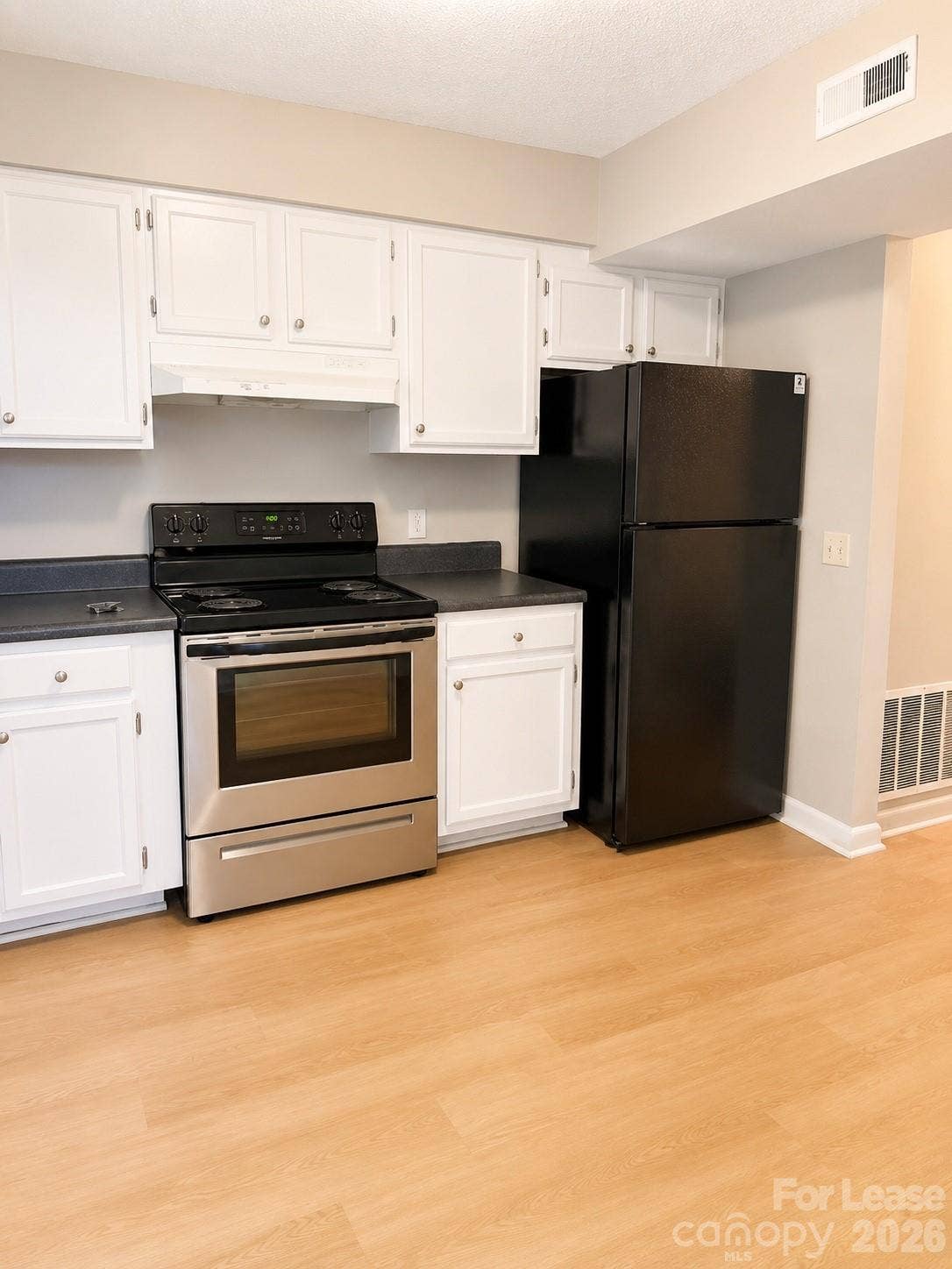 6020 Heath Valley Road, Charlotte, NC 28210 6020 Heath Valley Road, Charlotte, NC 28210