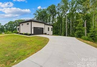 2004 Plain Field Drive, Bessemer City, NC 28016 2004 Plain Field Drive, Bessemer City, NC 28016
