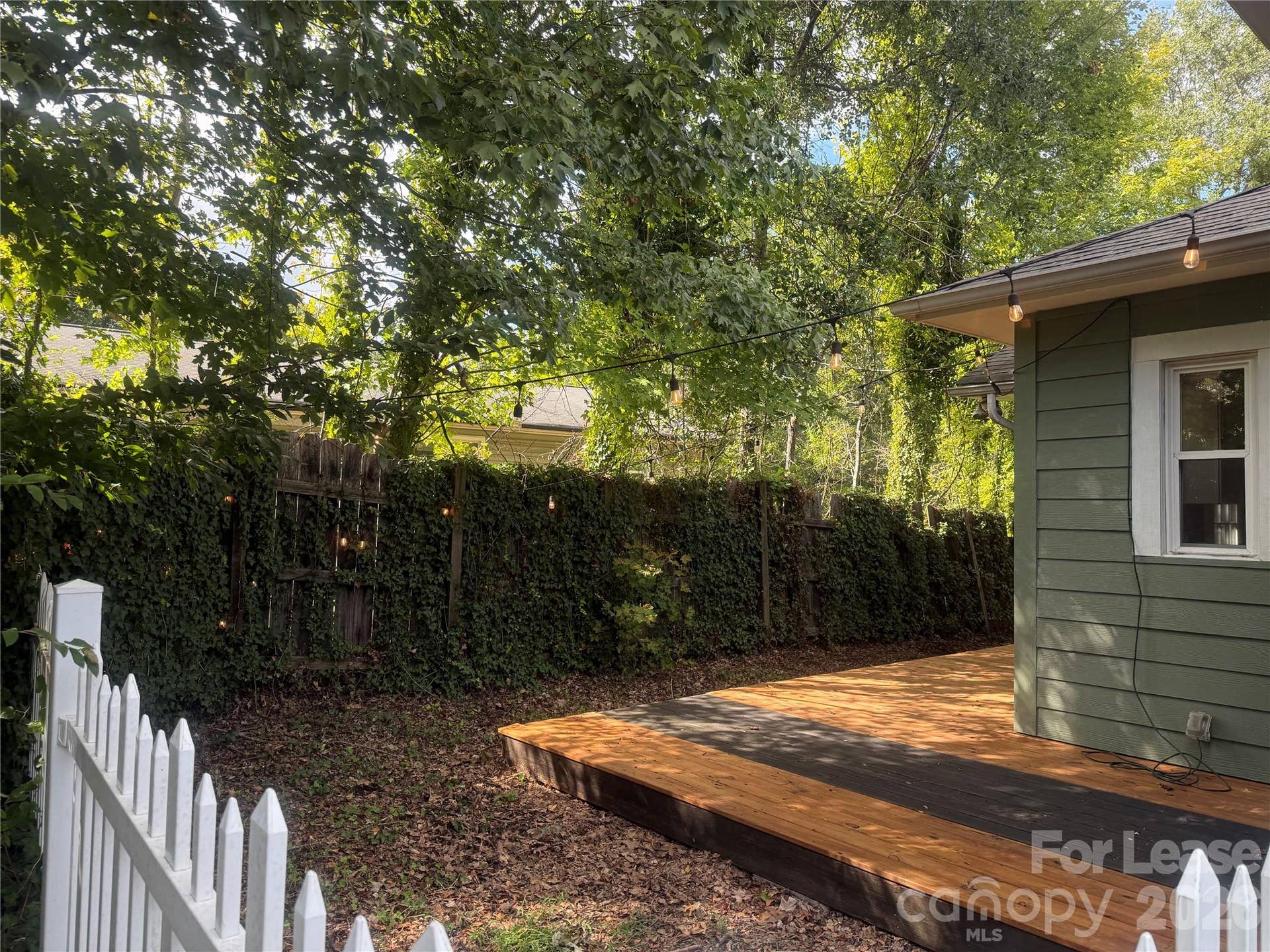 216 E Catawba Avenue, Mount Holly, NC 28120 216 E Catawba Avenue, Mount Holly, NC 28120