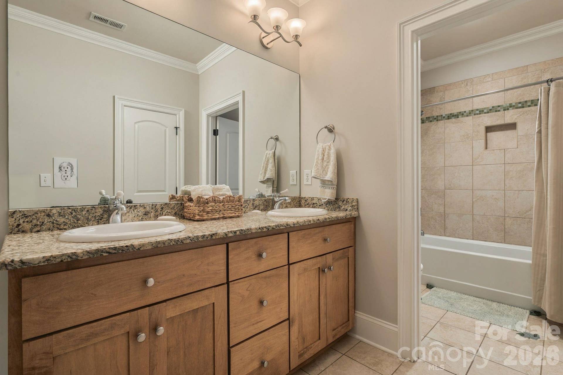 Jack & Jill bathroom shared by 3rd and 4th bedrooms