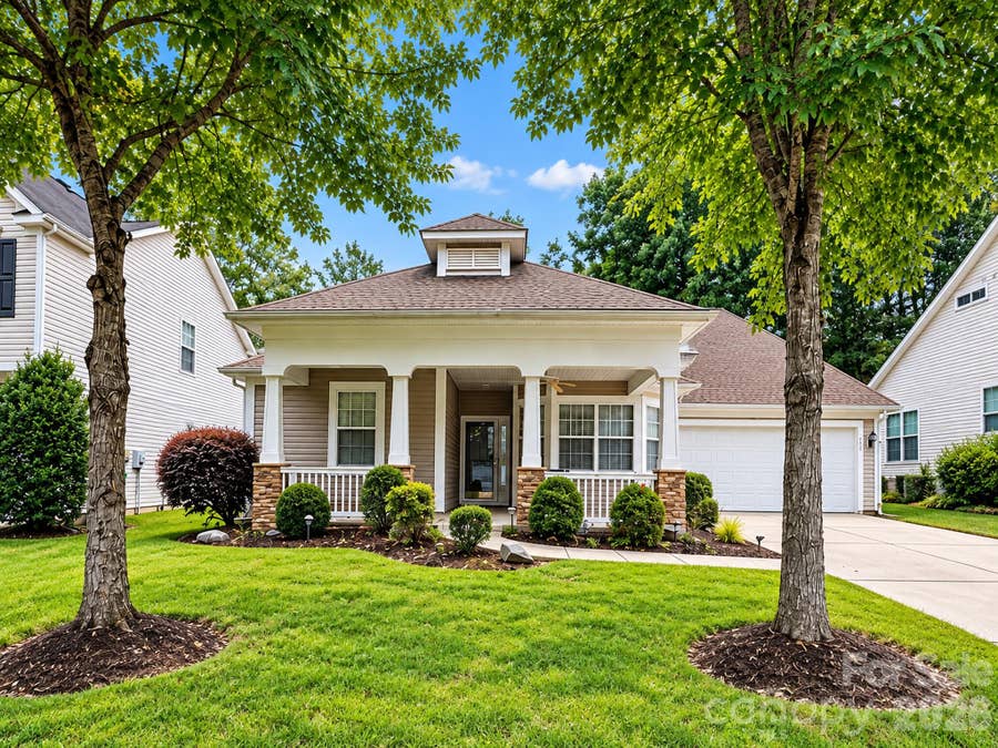 Property photo for 3820 Planters Watch Drive, Charlotte, NC