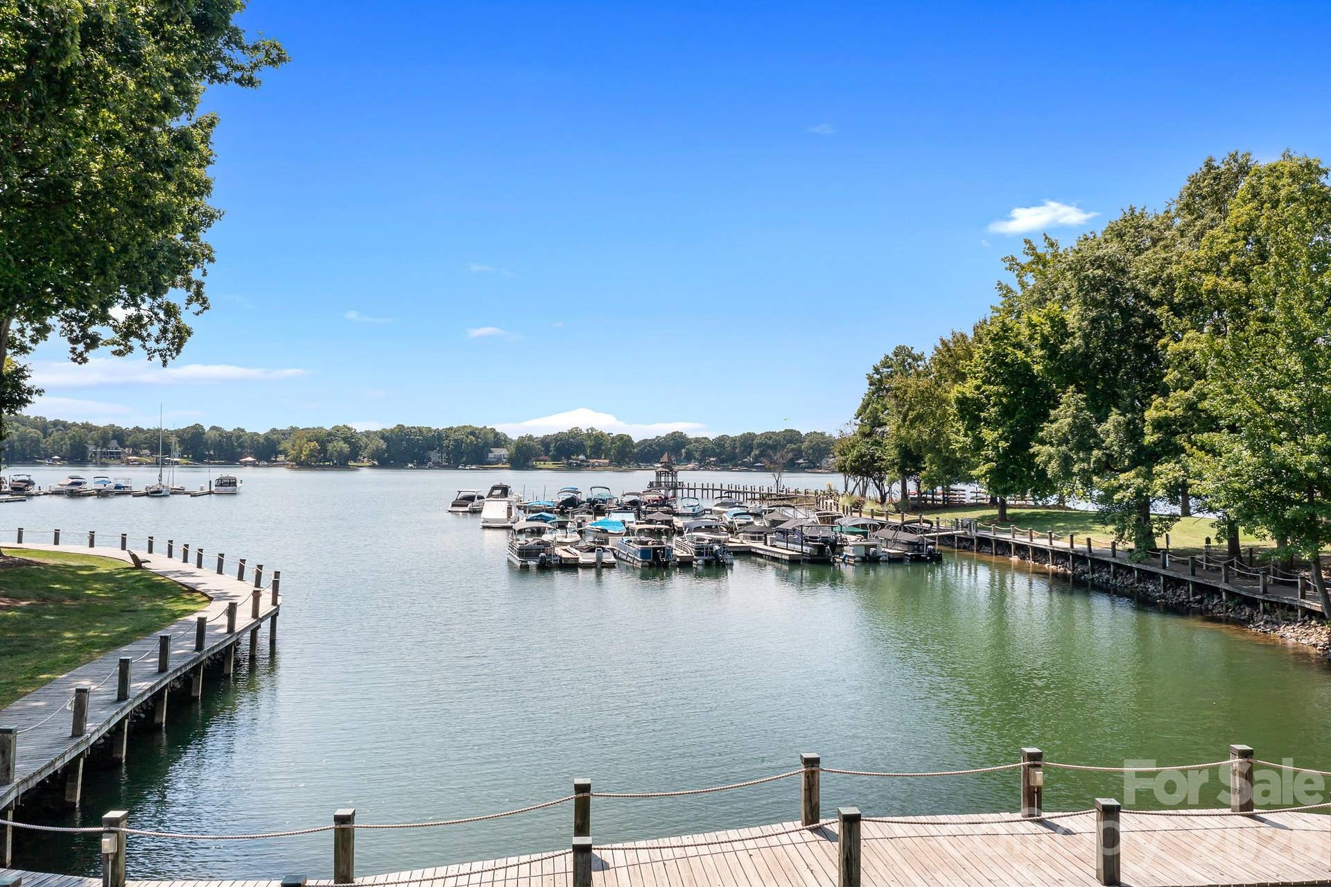 620 Southwest Drive, #301, Davidson, NC 28036 620 Southwest Drive, #301, Davidson, NC 28036