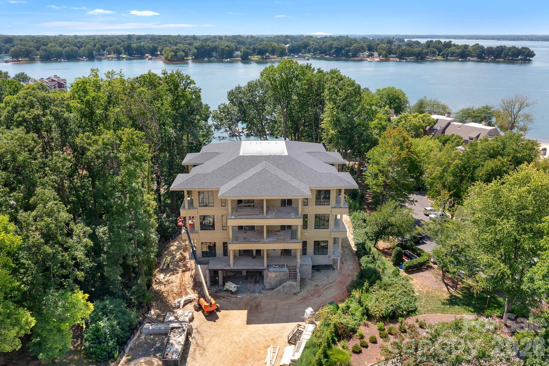 620 Southwest Drive, #301, Davidson, NC 28036 620 Southwest Drive, #301, Davidson, NC 28036