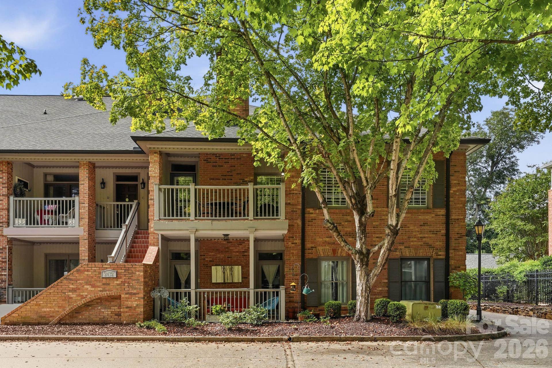 2432 Selwyn Avenue, Charlotte, NC 28209 2432 Selwyn Avenue, Charlotte, NC 28209