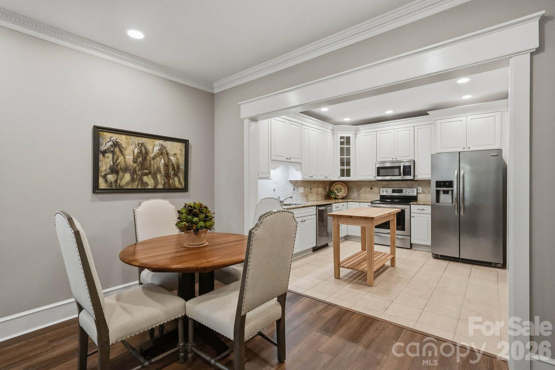 2432 Selwyn Avenue, Charlotte, NC 28209 2432 Selwyn Avenue, Charlotte, NC 28209