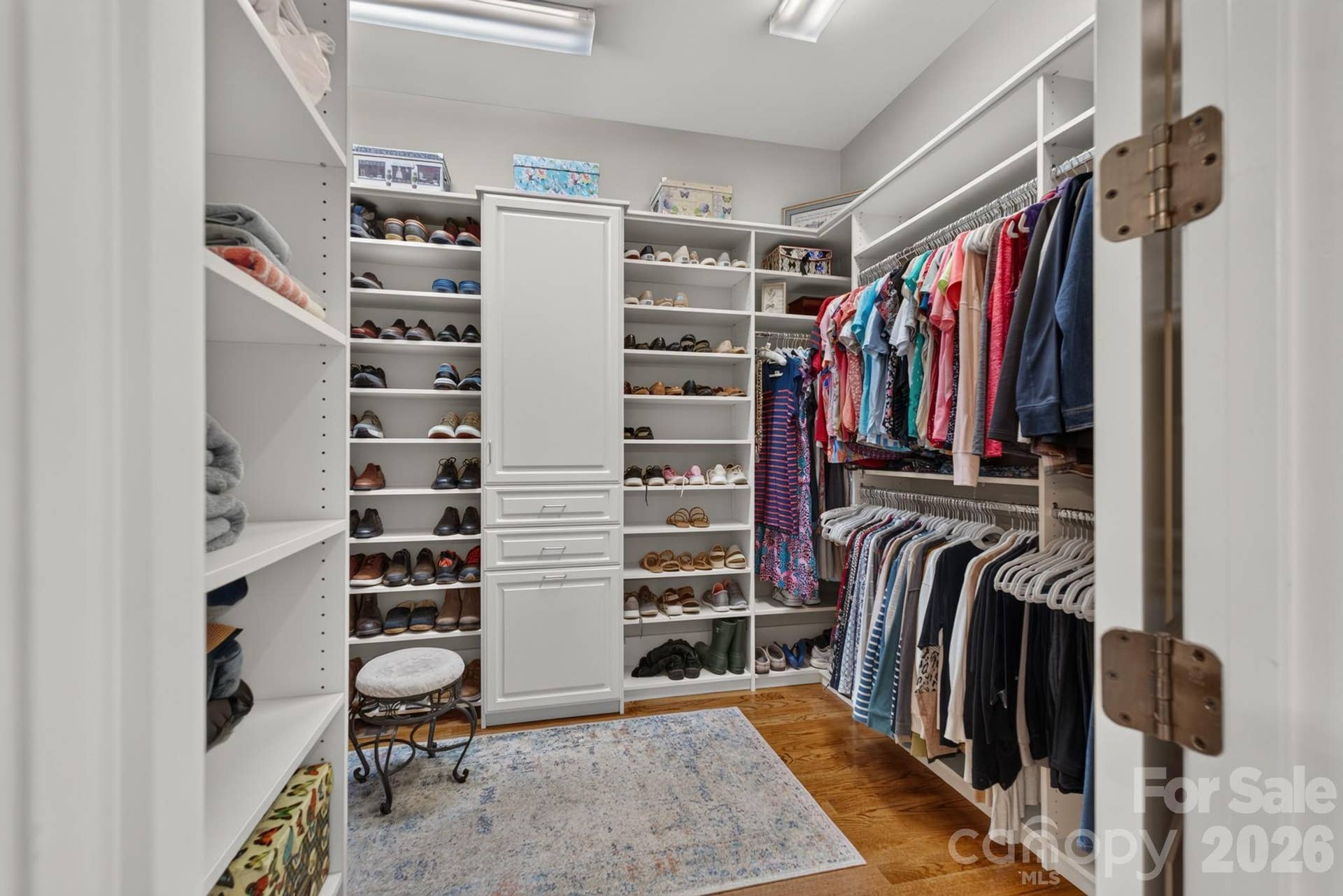 1475 Floral Road, Rock Hill, SC 29732 Custom Primary Closet