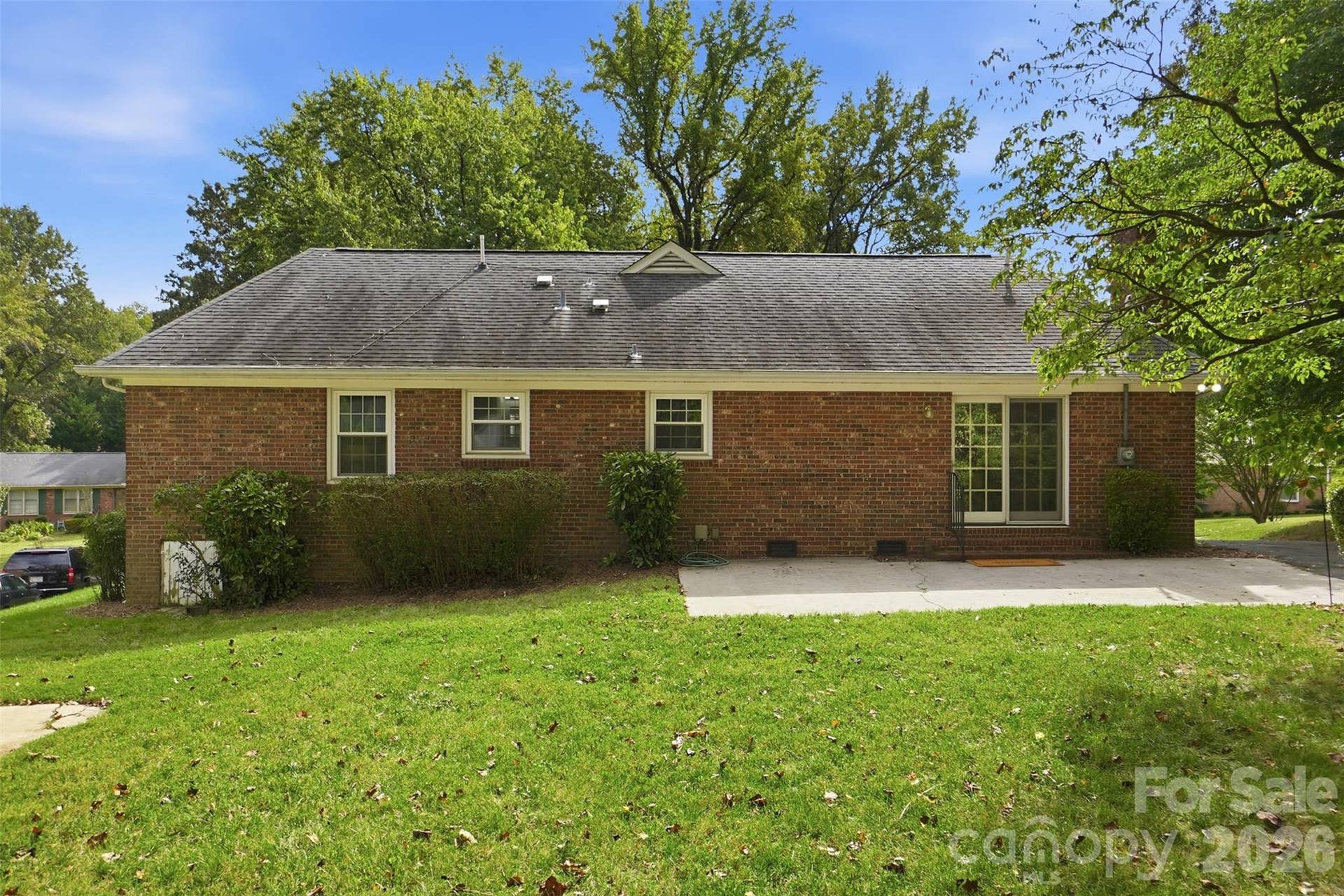 5724 Telfair Road, Charlotte, NC 28210 Patio off the family room for entertaining guests