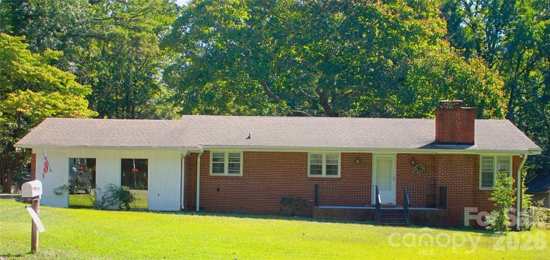 7218 Lakeside Drive N, Charlotte, NC 28215 7218 Lakeside Drive N, Charlotte, NC 28215